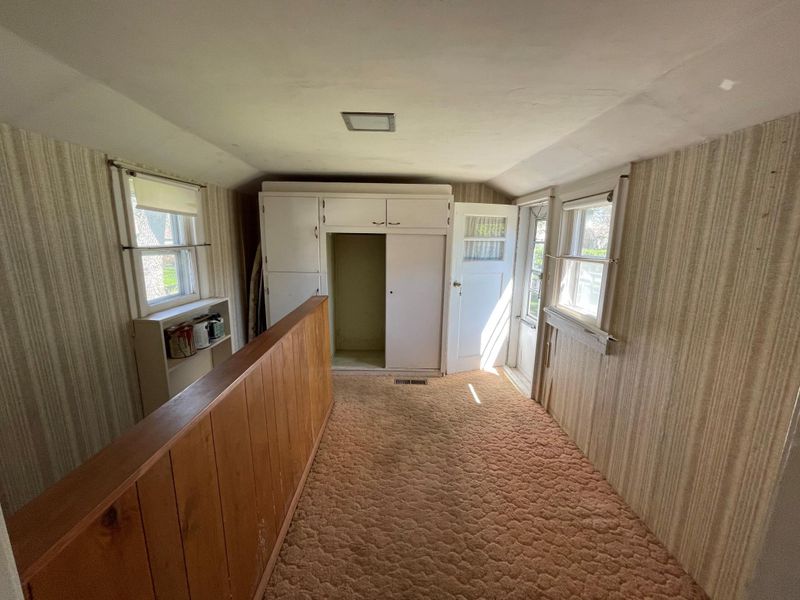 527 8th Ave, Worthington, MN 56187