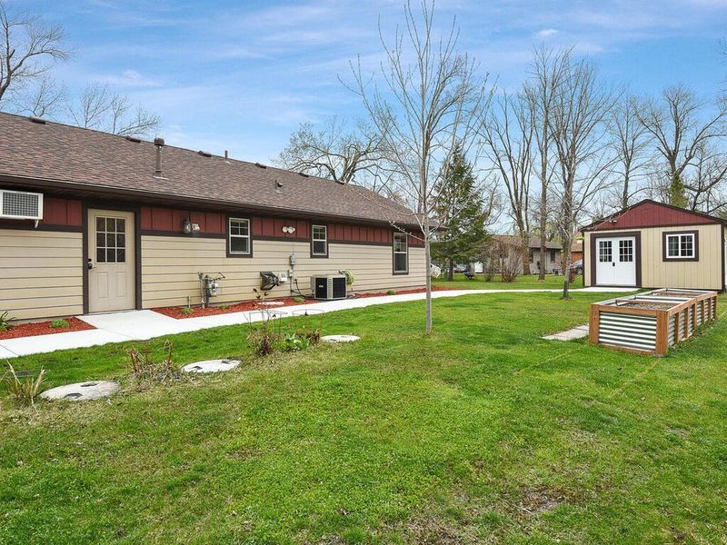 15286 Camp Winona Trl, Faribault, MN 55021
