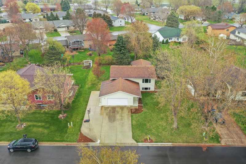 9 Greenhaven Bay, Faribault, MN 55021