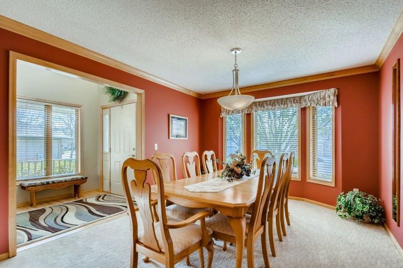 2808 87th Trl N, Brooklyn Center, MN 55443
