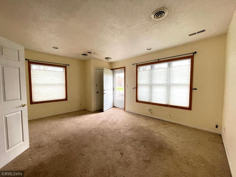 7736 Humboldt Ave N, Brooklyn Park, MN 55444