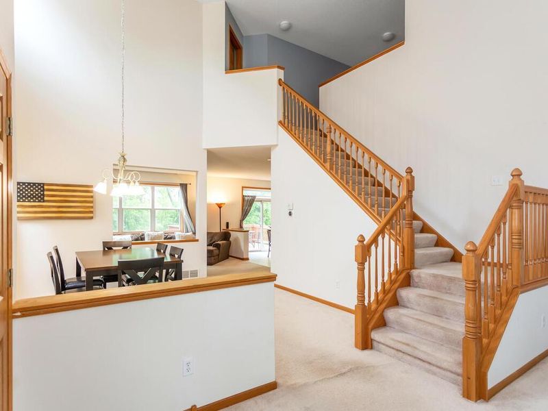 1758 Elm St, White Bear Lake, MN 55110