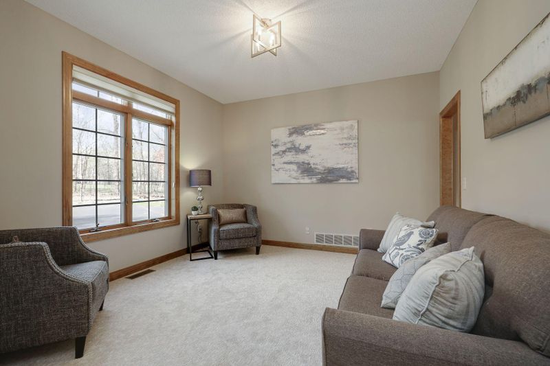 10421 4th St NE, Hanover, MN 55341