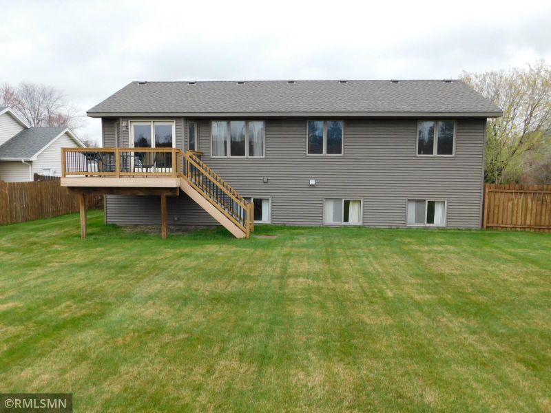 910 138th Ave NW, Andover, MN 55304
