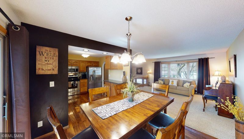 1754 Walnut Ln, Eagan, MN 55122