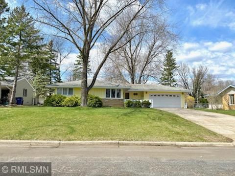 1017 24th Ave N, Saint Cloud, MN 56303