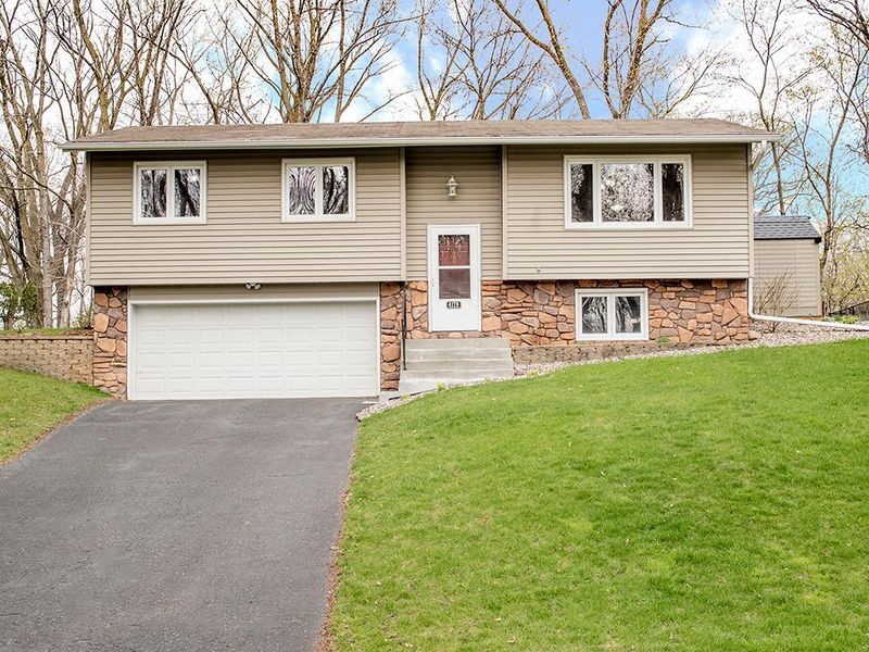 4179 Clover Ave, Vadnais Heights, MN 55127