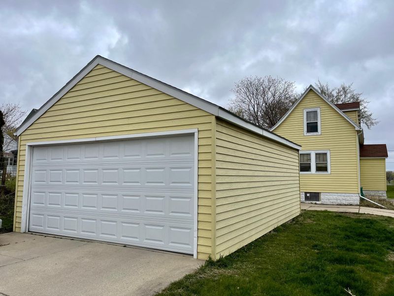 603 14th St NE, Austin, MN 55912