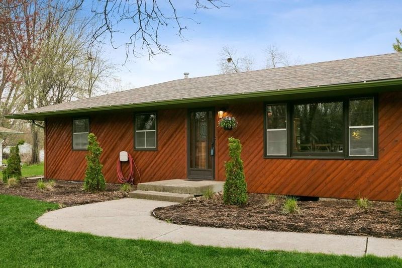 10504 Hollywood Blvd NW, Coon Rapids, MN 55433