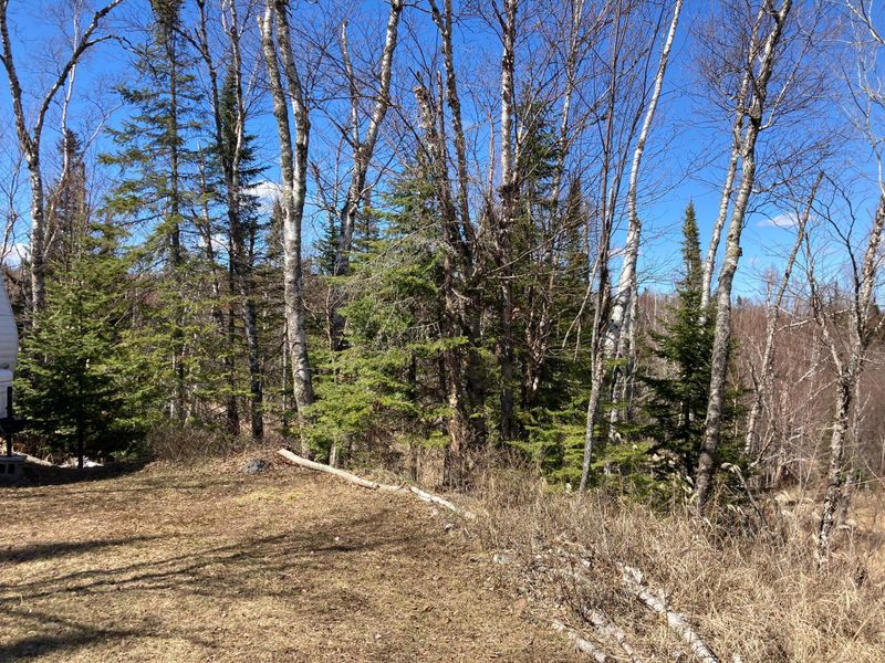 5390 Williams Dr, Silver Bay, MN 55614