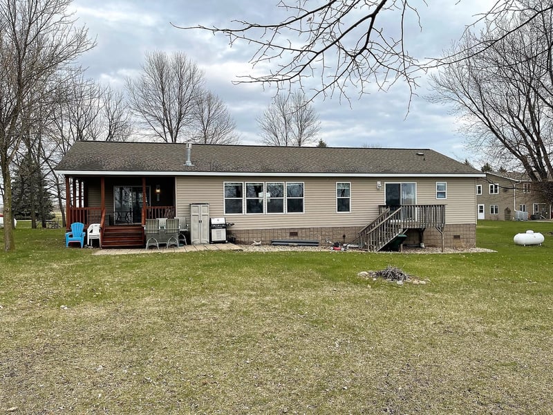 15781 154th St NE, Hawick, MN 56273