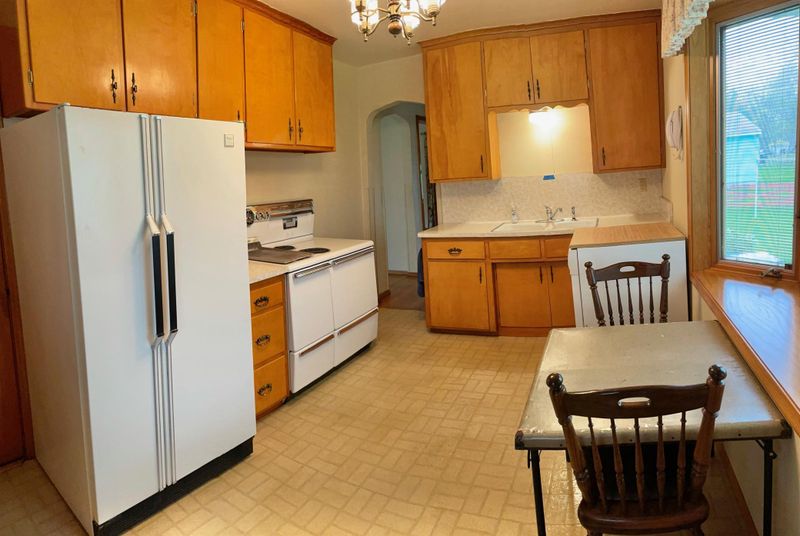 2077 106th Ave NW, Coon Rapids, MN 55433