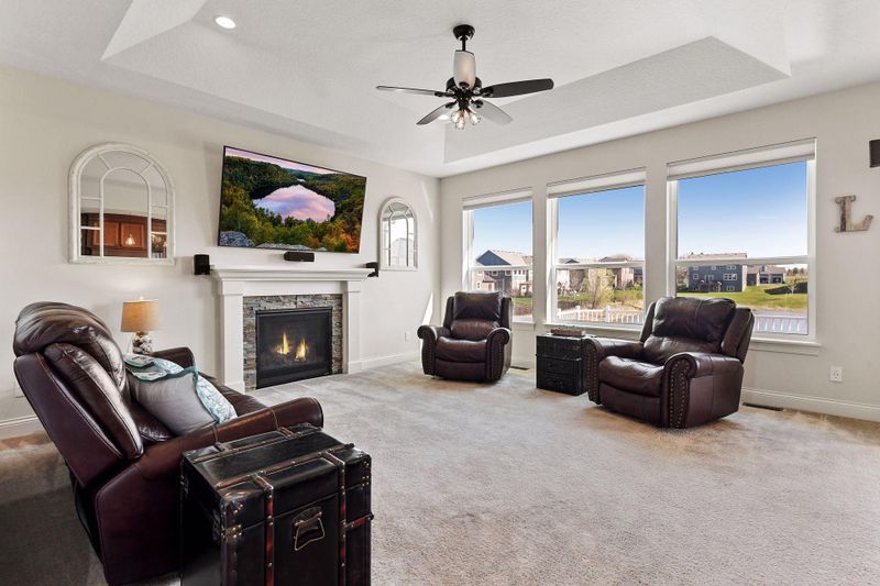 4102 San Vitero Ln, Chaska, MN 55318