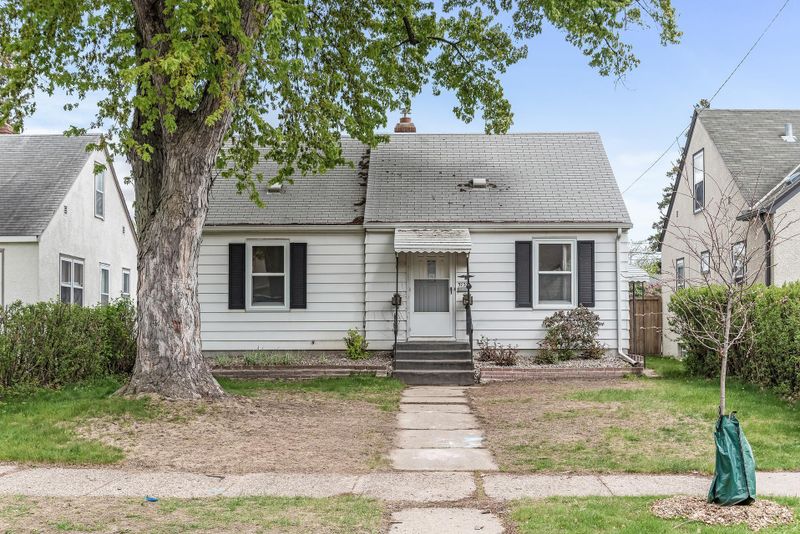 5737 22nd Ave S, Minneapolis, MN 55417