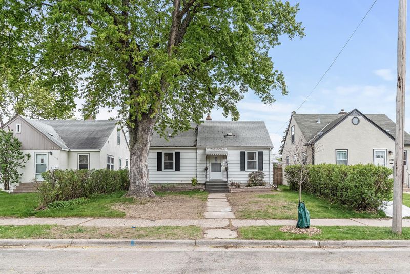 5737 22nd Ave S, Minneapolis, MN 55417