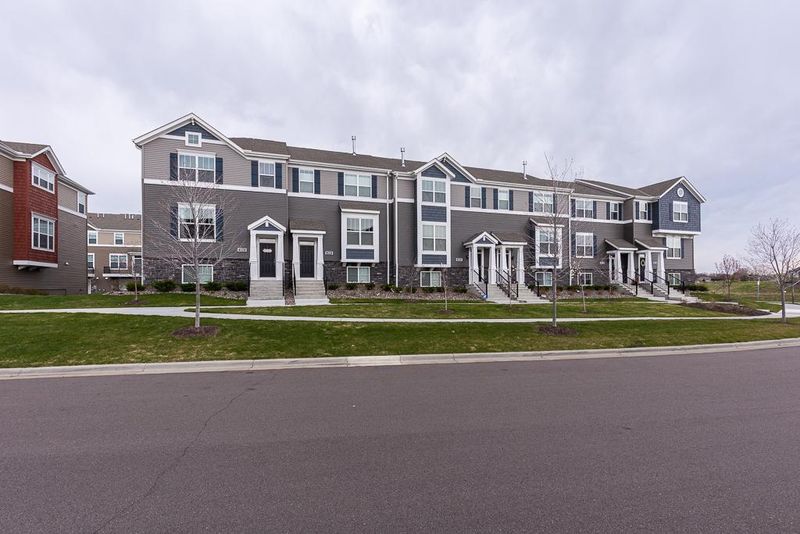 5045 93rd Ln N, Minneapolis, MN 55443