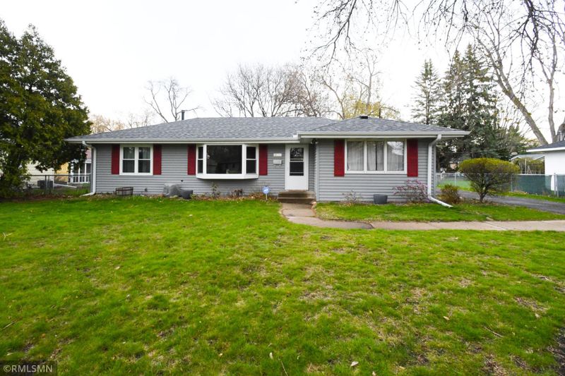 10809 Kell Ave S, Bloomington, MN 55437