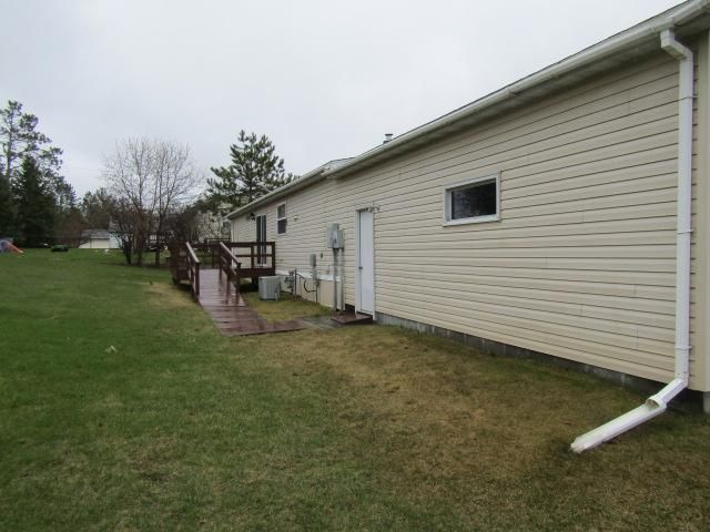 15 9th Ave NE, Deer River, MN 56636