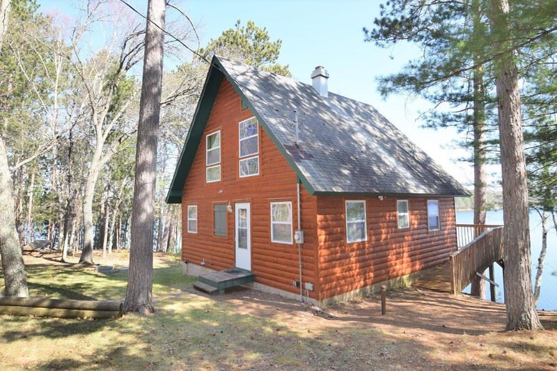 3067 Holiday Acres Dr, Webb Lake, WI 54830