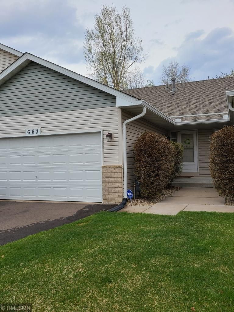 663 86th Ln NW, Coon Rapids, MN 55433