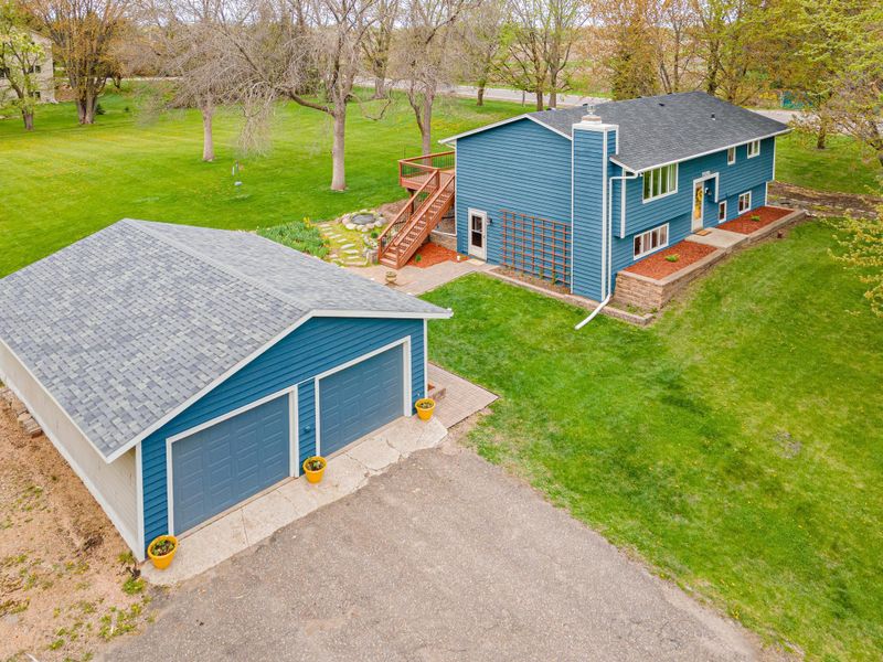 7225 Buckskin Trl, Hamel, MN 55340