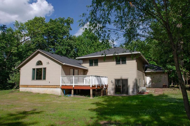 4820 262nd St, Wyoming, MN 55092