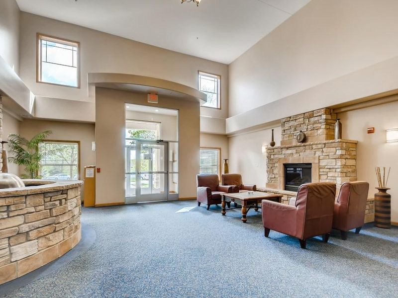 2103 Silver Bell Rd #112, Eagan, MN 55122
