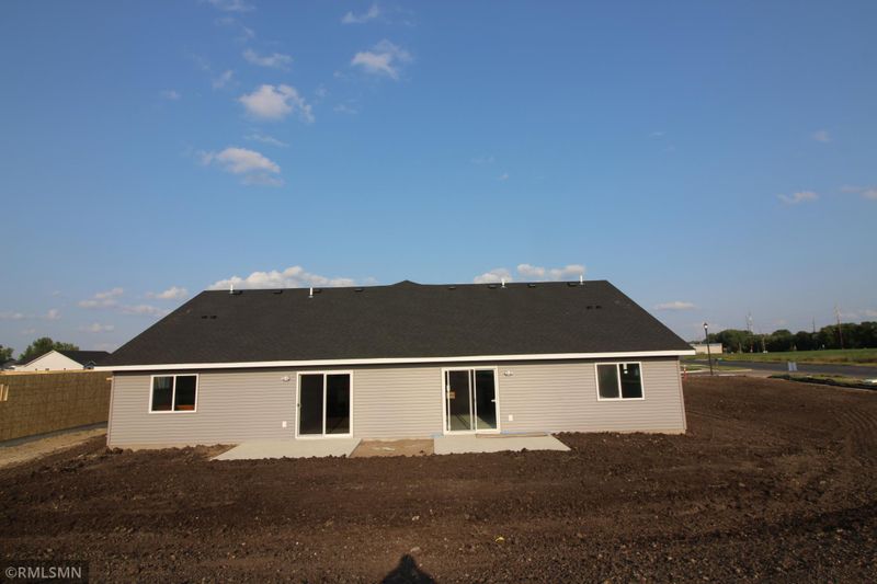 317 Geneva Ln, Maple Lake, MN 55358