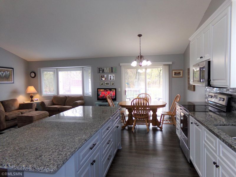 6031 Forest Boulevard Trl, Wyoming, MN 55092