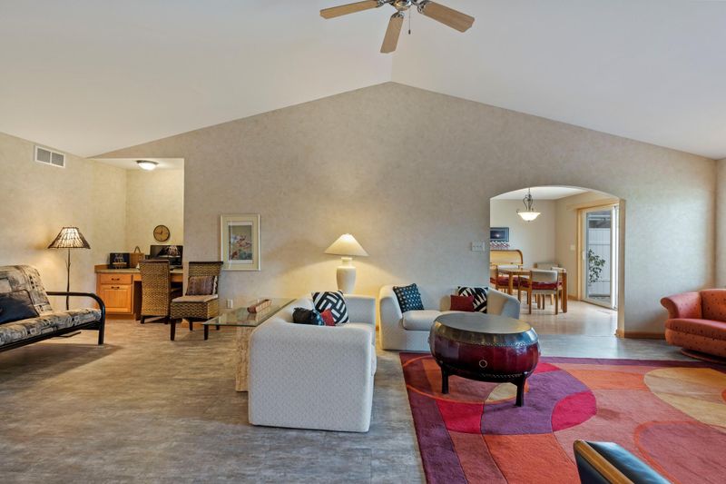116 Quail Pa, Mankato, MN 56001