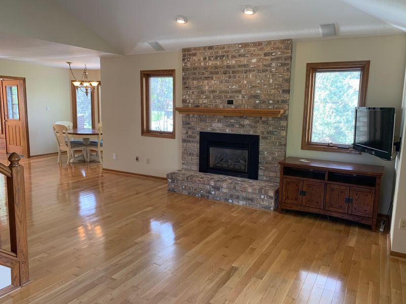 3616 Krey Ave, Vadnais Heights, MN 55127