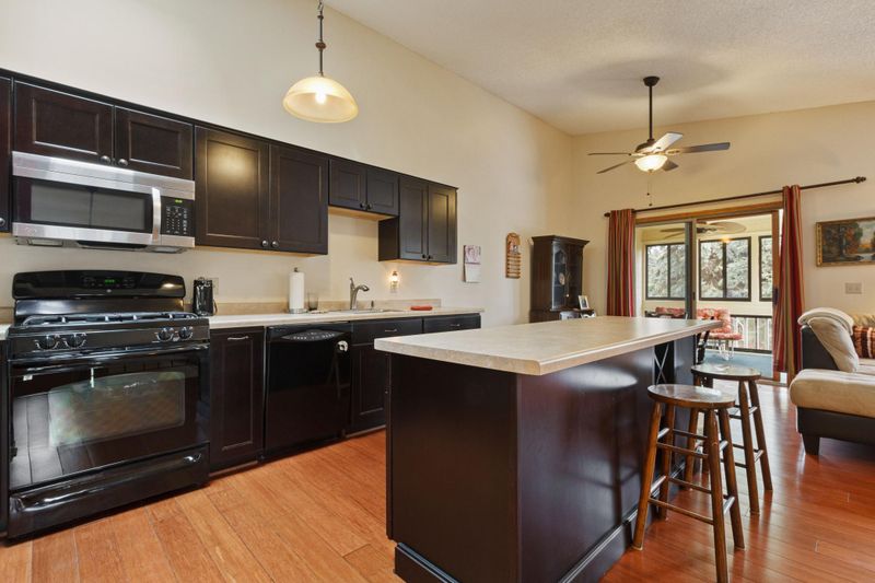 3367 Juliet Dr, Woodbury, MN 55125