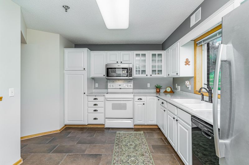 18500 Euclid St #101, Farmington, MN 55024