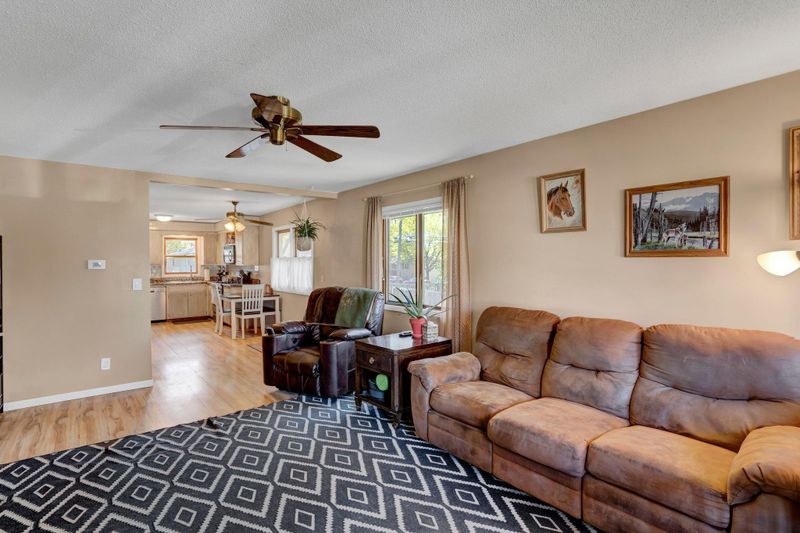 3906 Scott Ave N, Robbinsdale, MN 55422
