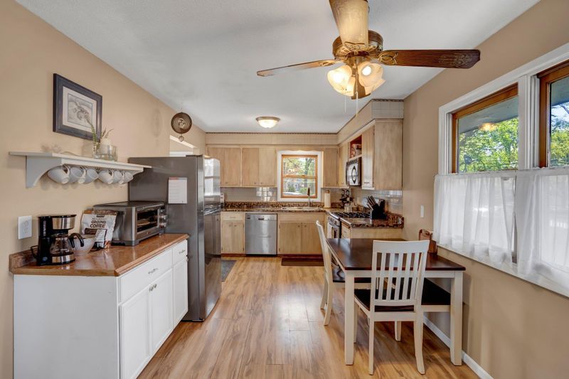 3906 Scott Ave N, Robbinsdale, MN 55422