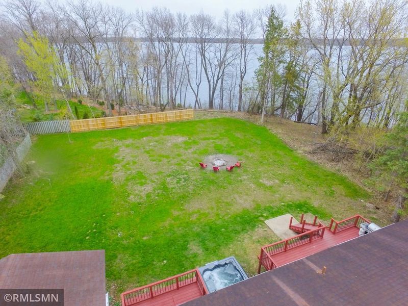 12080 284th St, Chisago City, MN 55013