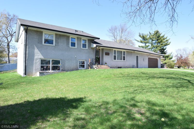 11836 Crocus St NW, Coon Rapids, MN 55433