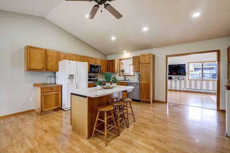 14316 Meadowlark Ct, Becker, MN 55308