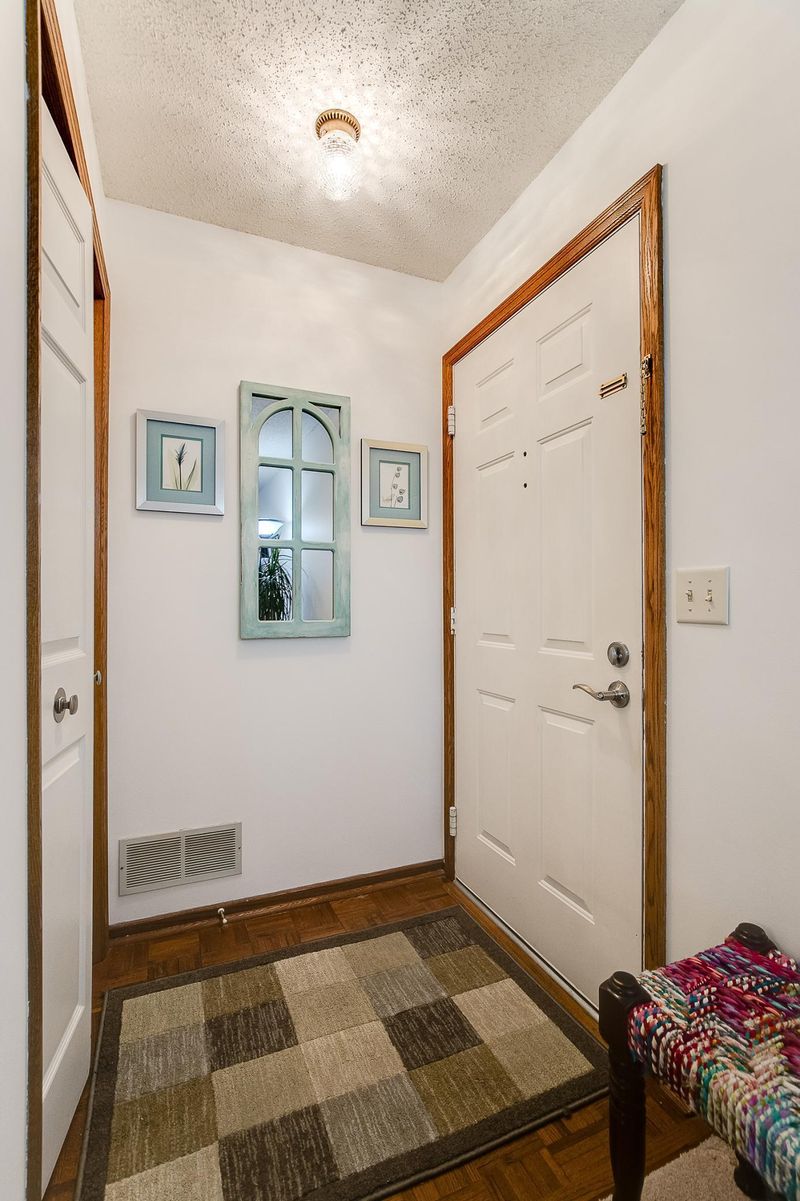 1787 County Road E E #13, White Bear Lake, MN 55110