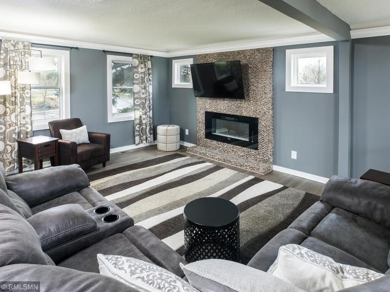 8196 20th Ave, Lino Lakes, MN 55038