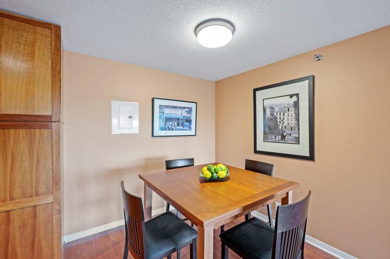 3131 Excelsior Blvd #911, Minneapolis, MN 55416