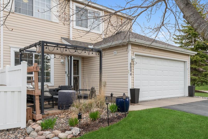 8894 Ladino Cir, Eden Prairie, MN 55347