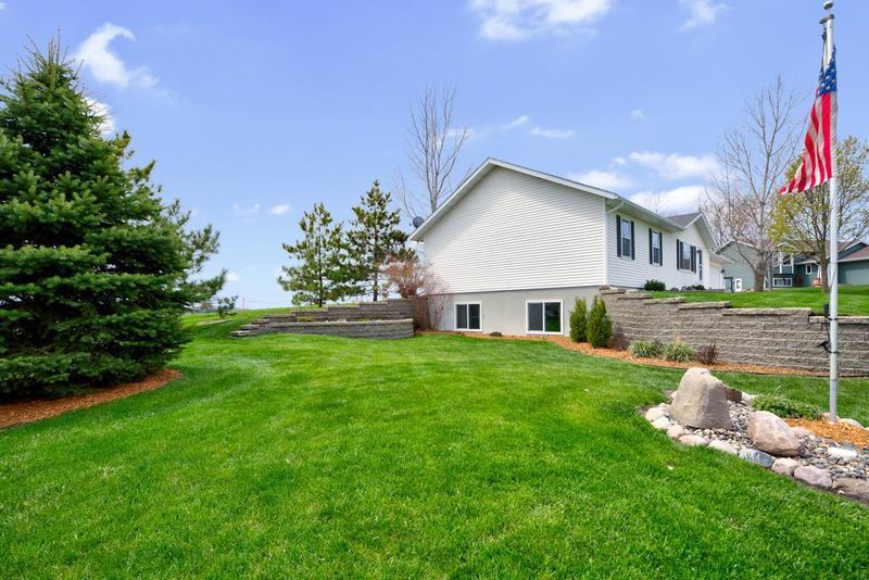 4960 Jeffers Ct, Veseli, MN 55046