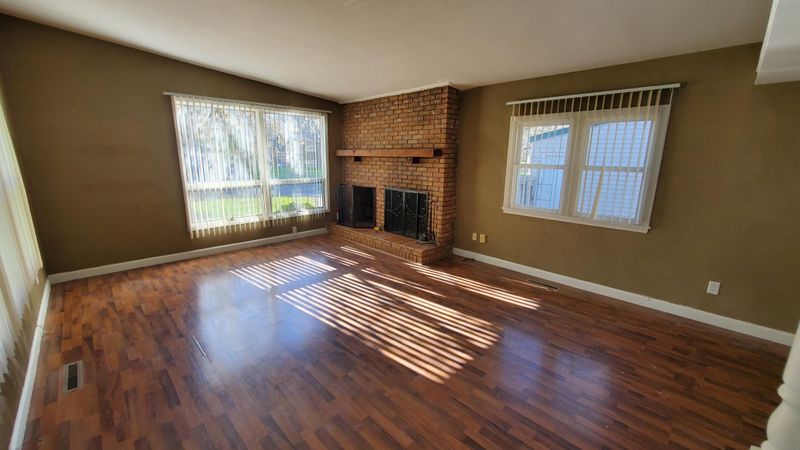 216 Charles St, Long Lake, MN 55356