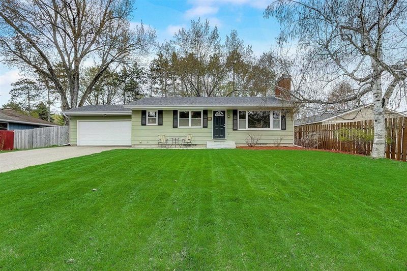 3509 Williams Dr, Burnsville, MN 55337