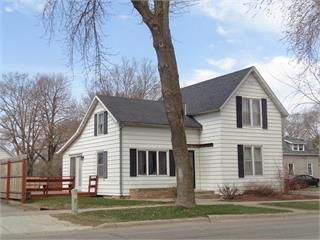 934 2nd Ave NW, Faribault, MN 55021