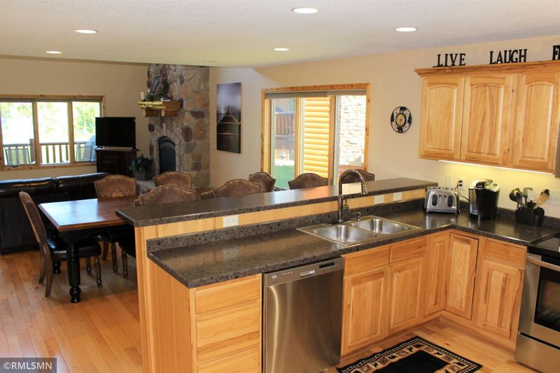 5564 White Pine Dr #18, Pequot Lakes, MN 56472