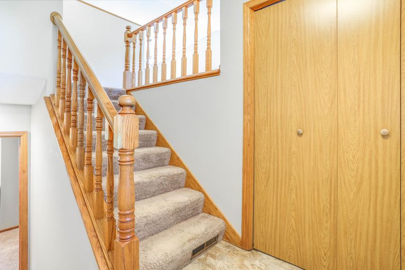 401 Iris Ln SW, Saint Michael, MN 55376