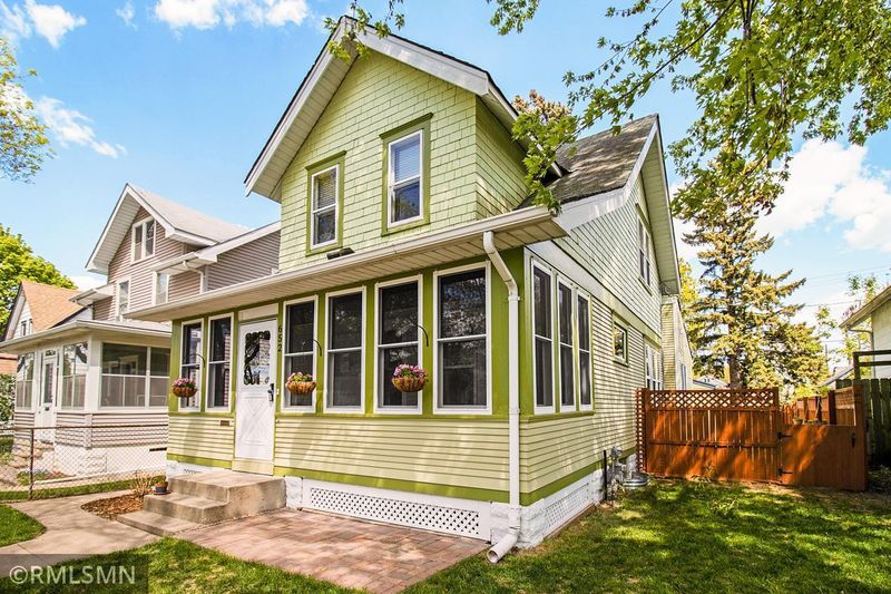652 Asbury St, Saint Paul, MN 55104