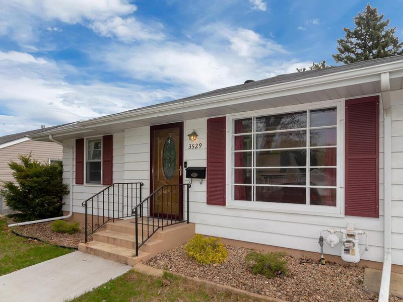 3529 Texas Ave S, Saint Louis Park, MN 55426